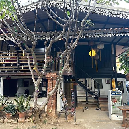 Хостел Nearthepark Boutique House Чиангмай Экстерьер фото